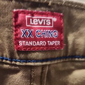 Levi's Men's Khaki Chino Pants